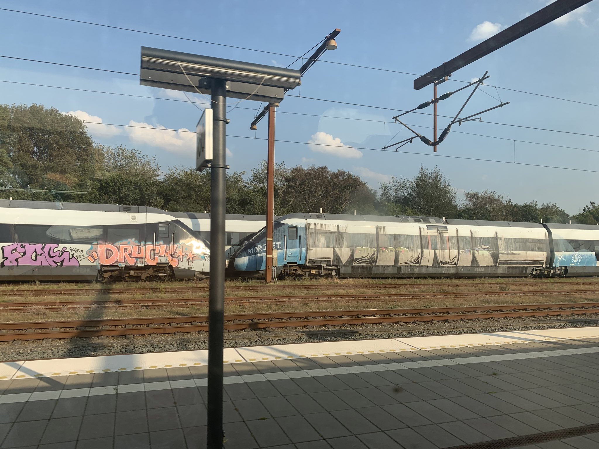 Notorious intersection wallet Dr. James Benedict Brown on Twitter: "Tinglev Station. We're now 20 minutes  late. The sidings at Tinglev are stacked with 23 two-car “IC2” trains built  by AnsaldoBreda but rejected by Danish State