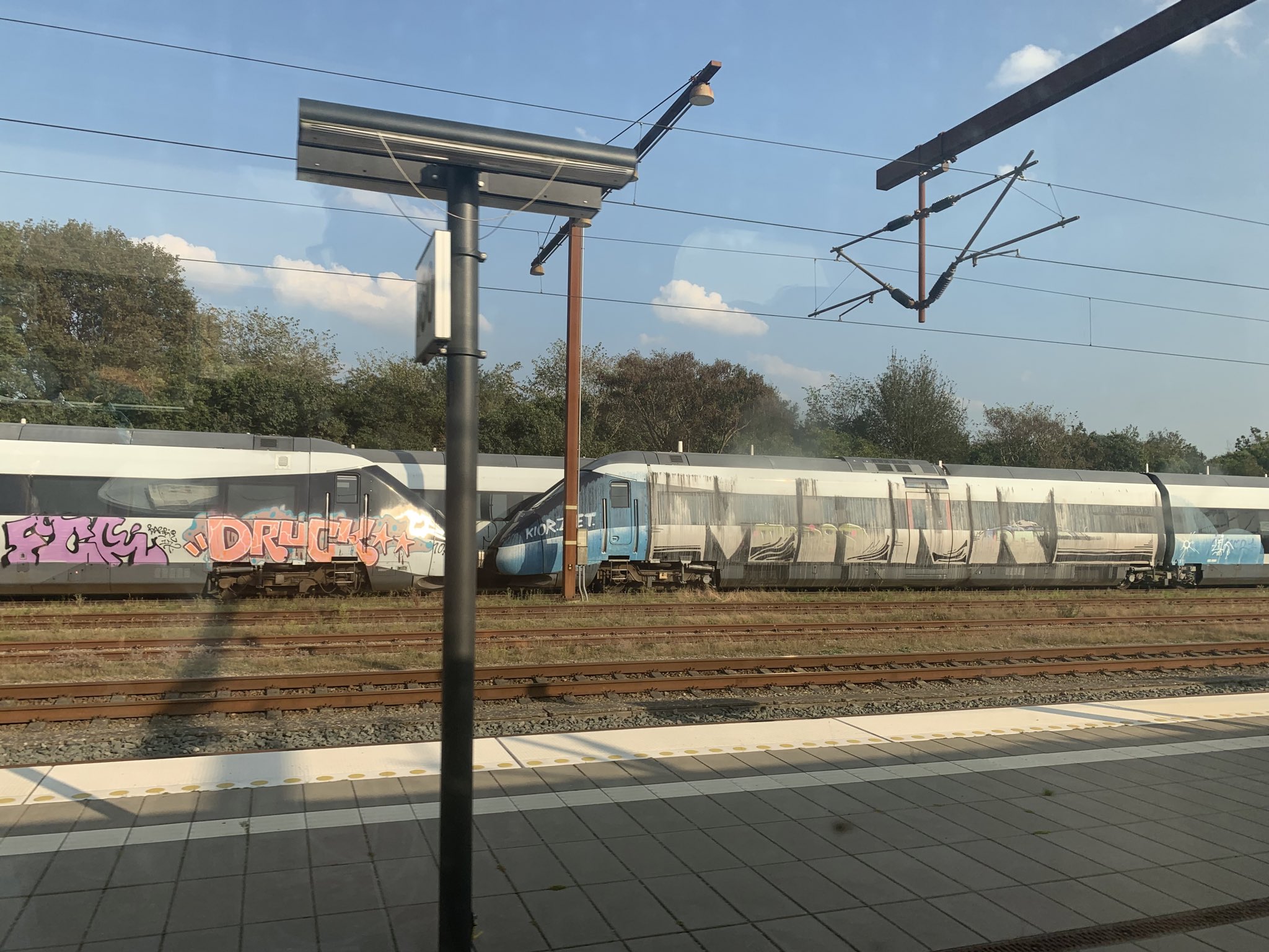 Notorious intersection wallet Dr. James Benedict Brown on Twitter: "Tinglev Station. We're now 20 minutes late. The sidings at Tinglev are stacked with 23 two-car “IC2” trains built by AnsaldoBreda but rejected by Danish State Notorious intersection wallet Dr. James Benedict Brown on Twitter: "Tinglev Station. We're now 20 minutes late. The sidings at Tinglev are stacked with 23 two-car “IC2” trains built by AnsaldoBreda but rejected by Danish State