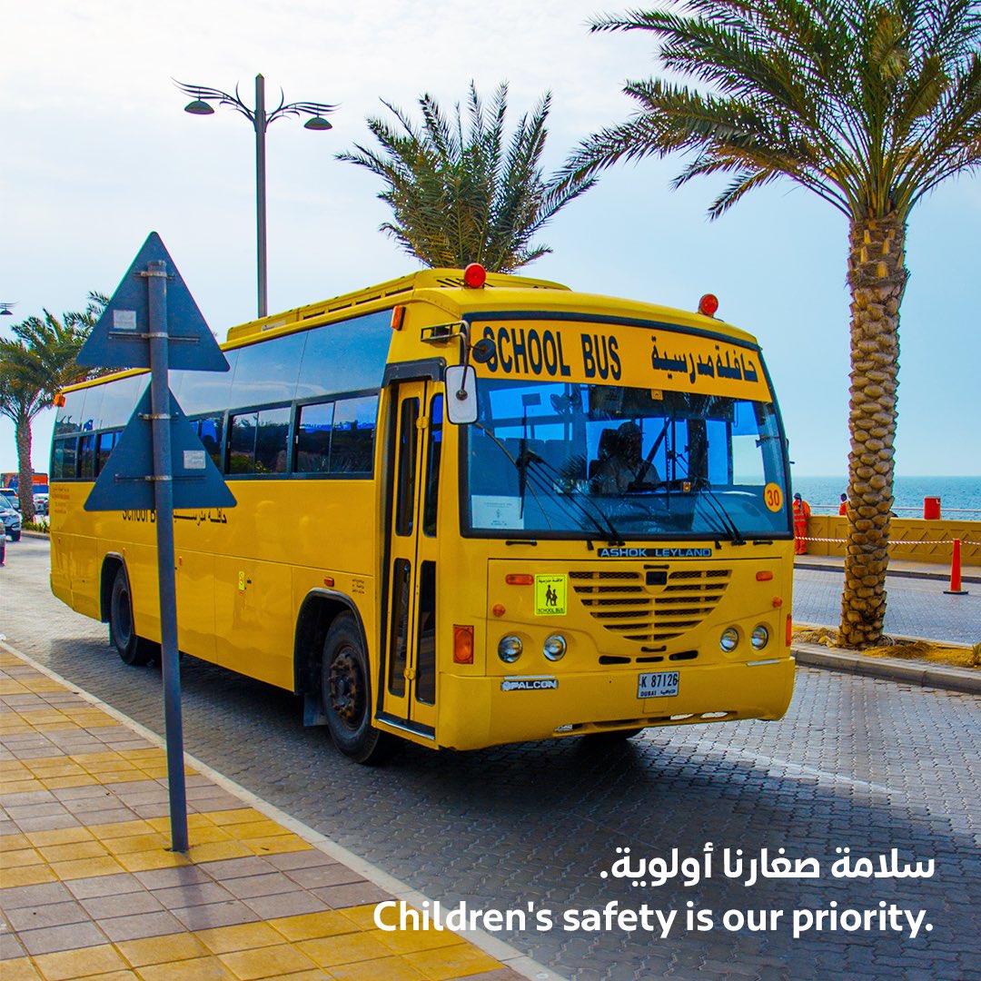 rta_dubai's tweet photo. As schools start again tomorrow, school buses return to the streets of the city. To ensure the safety of students, don't overtake the buses from the right. https://t.co/EALj3QBBT3