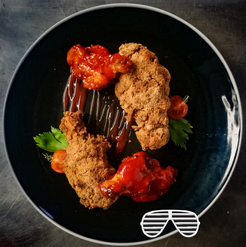 CaptainIsie's tweet photo. I am a Continental Chef. I cater privately and for events. I'm based in Lagos and I'm available to travel. You can find me on Instagram as @Chef_Isie as well. 

Look forward to hearing from you soon. 😁😁 #chefisie https://t.co/aqOFcDrF8z