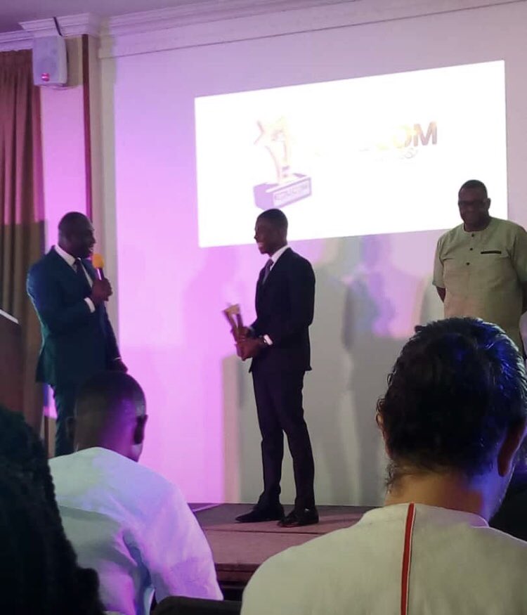 eduspots's tweet photo. So incredibly proud of this inspirational, passionate and innovative teacher - @stephentettegah - EDUCOM’s ‘Most Inspirational Teacher of the Year 2019’. We are so proud! 🌟#keepshining #inspiration #teaching #celebration #community #thingsmustgetbetter https://t.co/FXsh8K57xR