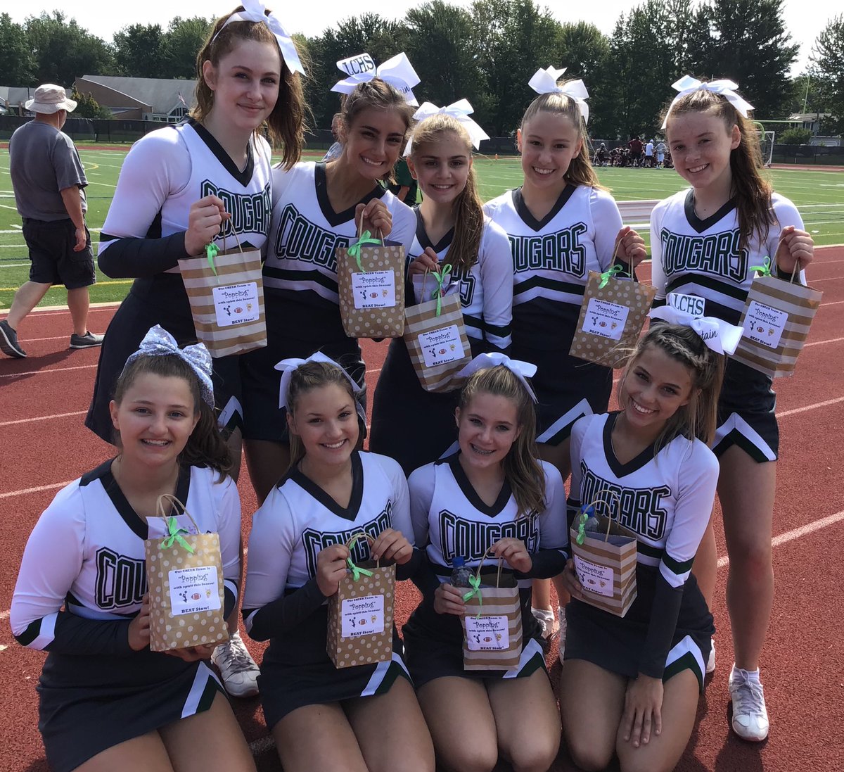 Lake Catholic Cheer tweet media