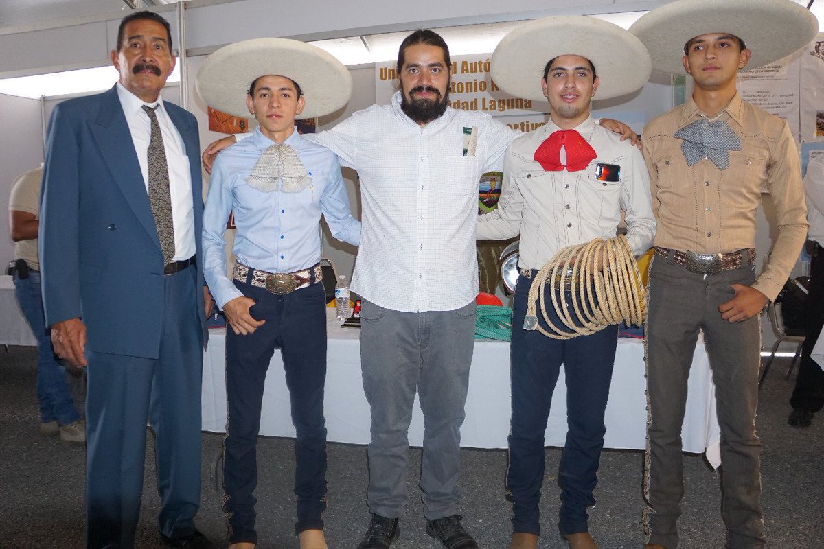 Muchas gracias al Diputado <a href="/DiegodelBosqueV/">Diego del Bosque</a> por escuchar y apoyar el proyecto de La Unidad Deportiva Laguna, futura construcción sustentable.