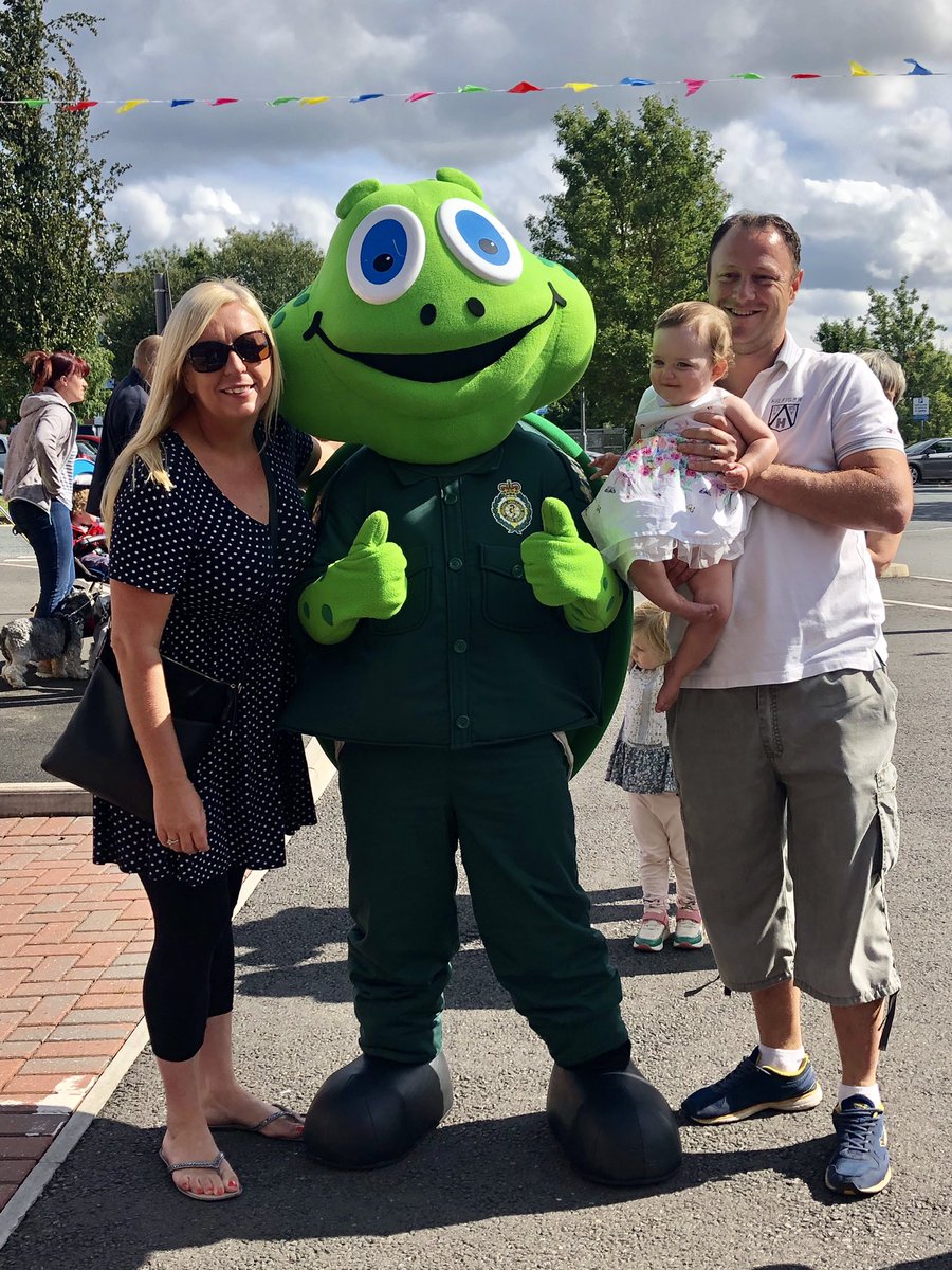 wmasLisaOR's tweet photo. Lovely visit from this little beauty to support @HWFireBGrove @BromsgroveCops and @FinnTheFabulou1 Lloyd made such a good impression that Eva wanted to take Lloyd home with her.. 🐢@dollyjohnson80 @stugrennan #petturtle #ambulancefamily #paramedic https://t.co/EGLjyJqZSl