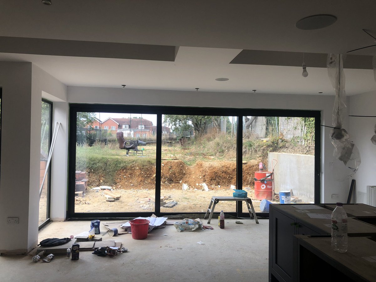 Another beautiful install completed in St Albans,Here we installed our R9 flush casement white woodgrain windows and doors and  Reynears Cp130Ls patio doors finished In 7016m 9005M Jet Black Matt,A perfect combination of modern and traditional 😍👌