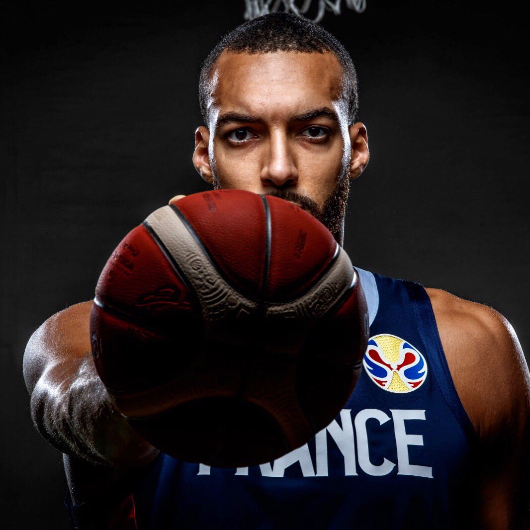 rudygobert27's tweet photo. Ready. 🇫🇷 https://t.co/EeUozm1him