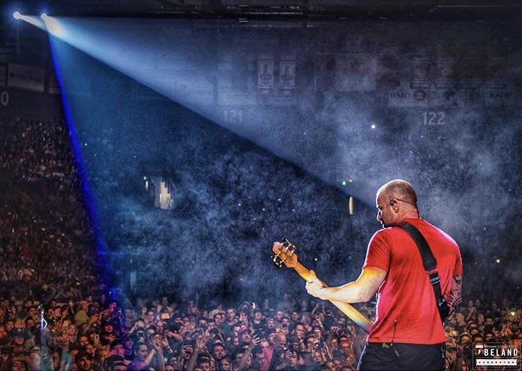 NBFansGermany's tweet photo. New photo of Mike at the show in Moncton (Canada) on August 27, 2019 by Richard Beland (https://t.co/kqZ8MnBEwr)
#NB2019 #NickelbackLive https://t.co/CzcKeXfPTZ