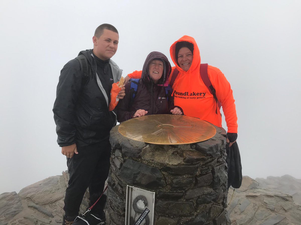 jberrybrass's tweet photo. Thankyou to everyone who sponsored me for my Snowdon climb (especially poundbakery). Reached summit in 3 hours after fighting against the 50 mile an hour winds and horizontal rain. So today poundbakery sausage roll would have had been the highest sausage in the UK @Poundbakery https://t.co/uzgCr8vOAe
