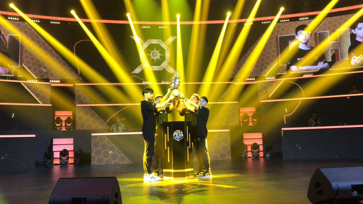 和平精英首个世界赛结束啦，很高兴XQF拿到了冠军，我也拿到了最高淘汰数，谢谢大家的支持。之后会努力拿更多的冠军的！