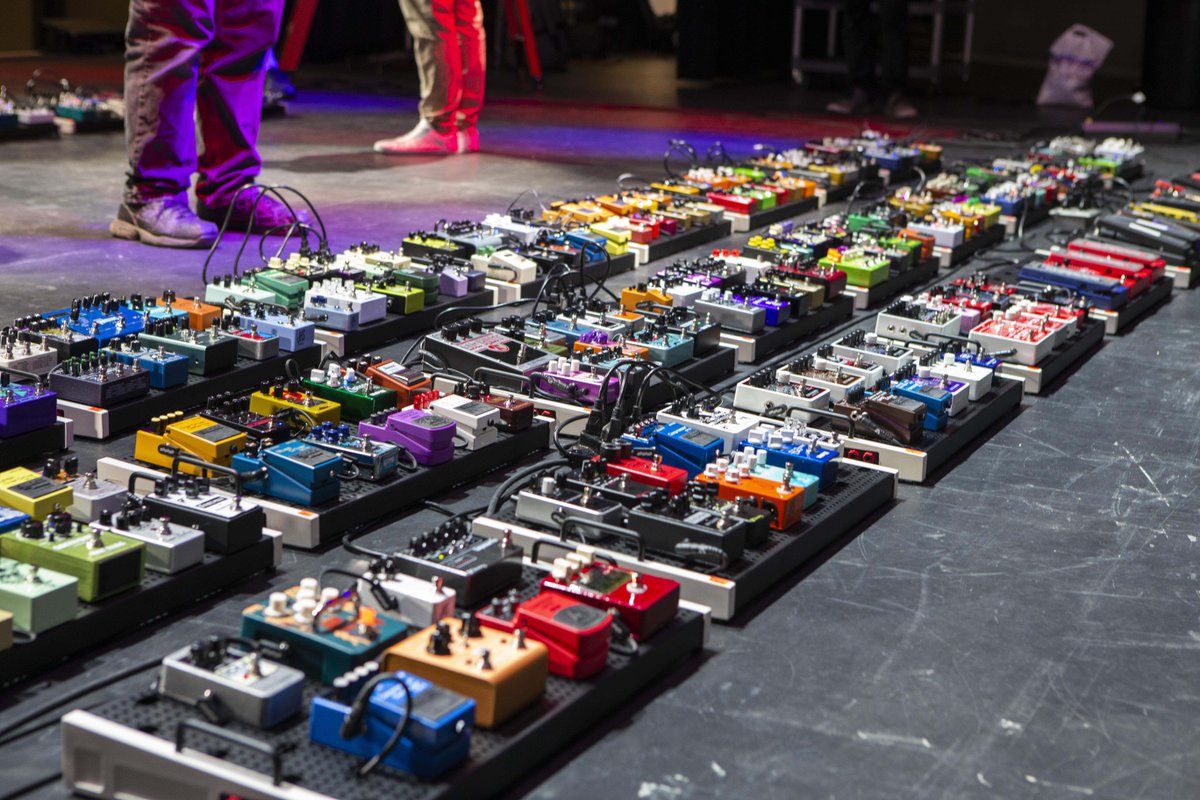 Super stoked to be a part a new world record of the largest pedal board! Major kudos to <a href="/robscallon/">Rob Scallon</a> and <a href="/SweetwaterSound/">Sweetwater</a> for getting this epic @GuinnessWorldRecords. Hit up the Sweetwater youtube page for all the content. youtu.be/F4mnrbvJ01Y