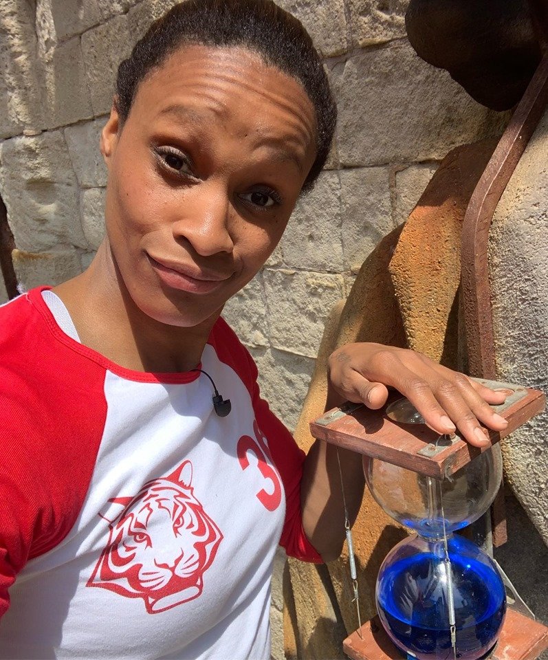 PineauAllison's tweet photo. Rdv dans quelques heures ⌛️ les amis pour le chambrage national 📺🙊😂
Heureuse d’avoir participé à une des émissions de mon enfance pour une bonne cause #handicap2000 #showmustgoon #teamautop #mythique @France2tv @FortBoyardFr https://t.co/iQ1yFwpuwg