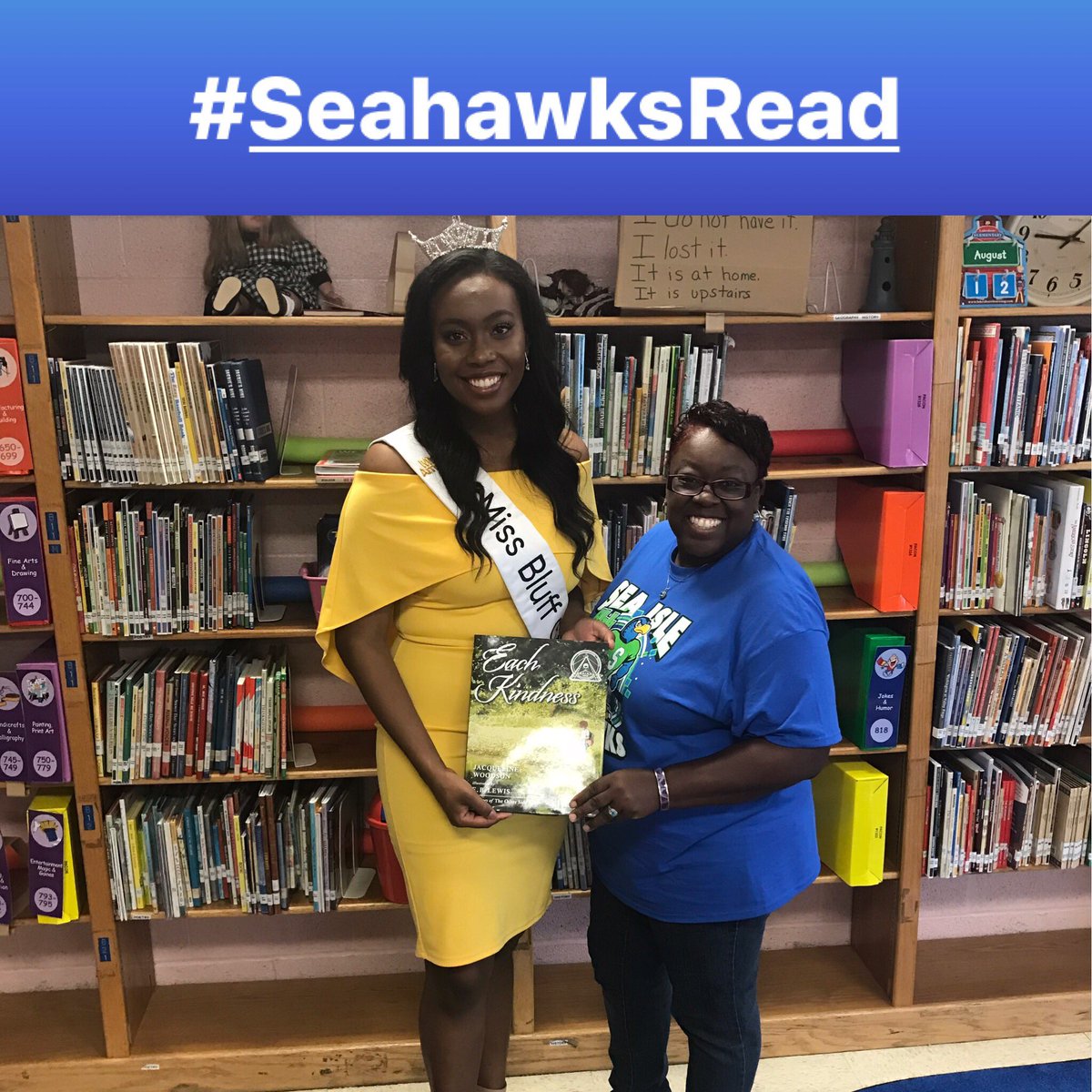 SeaIsleSeahawks's tweet photo. Thank you to Miss Bluff City @simonelwilson for stopping by The Island & reading our August book of the month, “Each Kindness” by Jaqueline Woodson to our students. Have you read it with your student? If not, click the link ➡️ https://t.co/FwOdtUNaHy #SeahawksRead 📚 📖 https://t.co/StO9YdRgWF