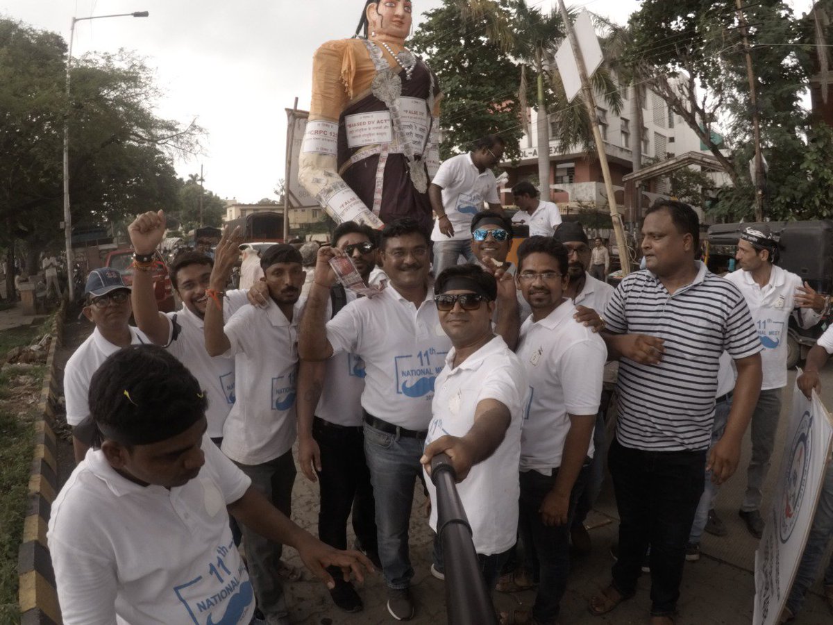 cskkanu's tweet photo. Kali karmo wali #BhuriMarbat2019
Represent present day fraud women who are misusing #GenderBiasedLaws for #LegalExtortion of men 
@sifngp https://t.co/b6pHU7kc04