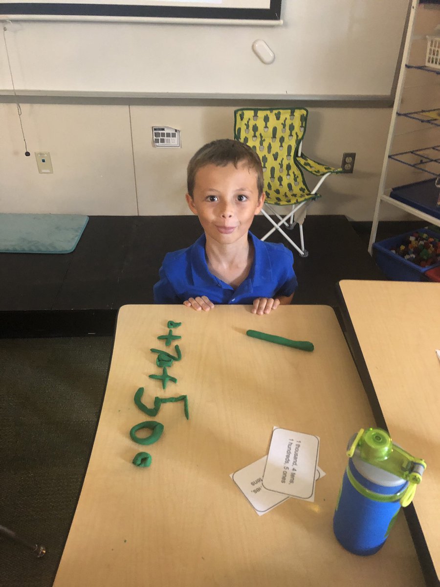 Rigginsbraves's tweet photo. Expanded form with play dough #cisdmakeitfun @NES_Braves https://t.co/Bkl4Y1k015