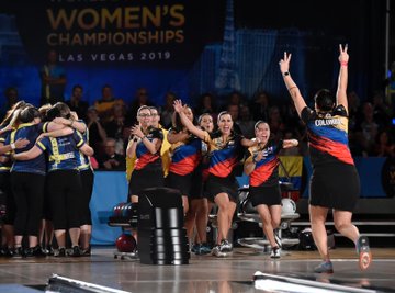 RedMasNoticias's tweet photo. #Deportes | 🏆 Colombia se coronó campeón general en el @WorldBowling de Las Vegas. 🇨🇴

#WBWC2019 https://t.co/QvD9WEE0Qi