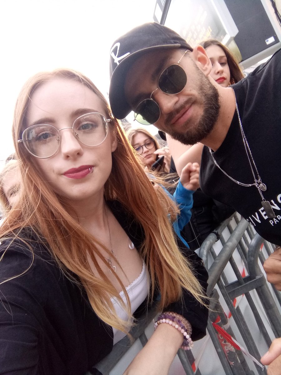 gwen2point0's tweet photo. @Ridsa_Officiel 
Merci d'avoir pris un peu de temps avant ta prestation ! ❤️ https://t.co/YBG0GtokQi