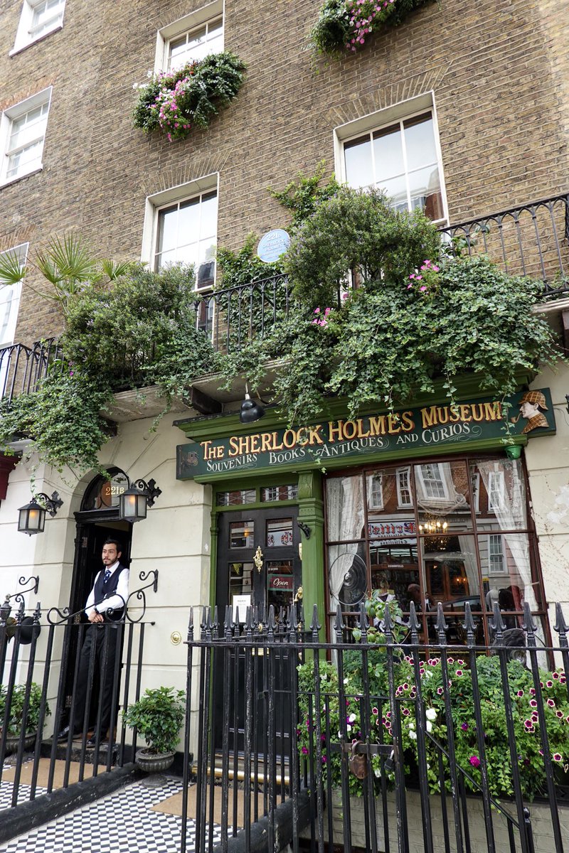 星空めてお ロンドン待望のベーカー街221b シャーロック ホームズ博物館 ヴィクトリア朝の雰囲気たっぷり 撮影も自由でイイ
