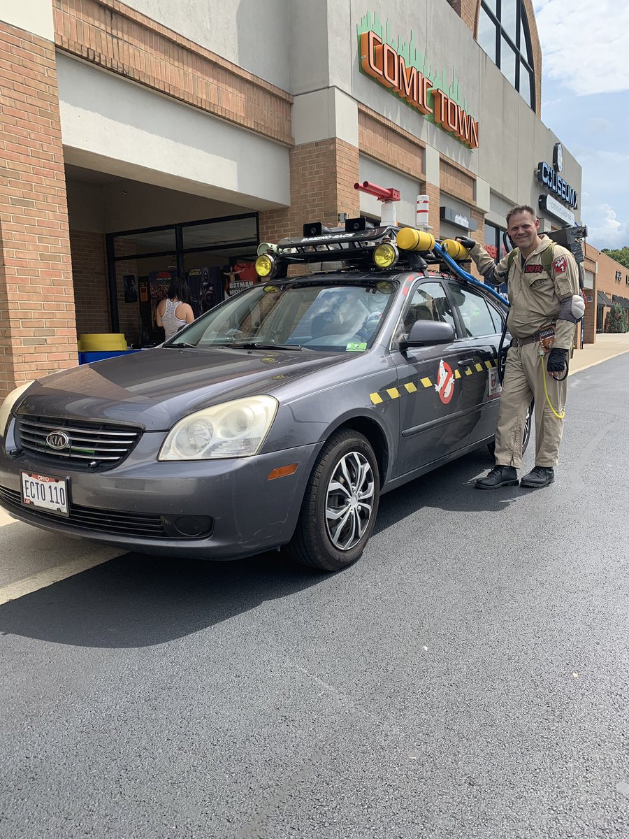 columbusgb's tweet photo. After a few years of wishing, our Ecto 110 has been upgraded. Time for a complete rebuild on the rack and body graphics on the 2019 CRV Touring trim package. 🚫👻 #GhostBusters #Ecto110 #ColumbusGB https://t.co/rQJZInBSto
