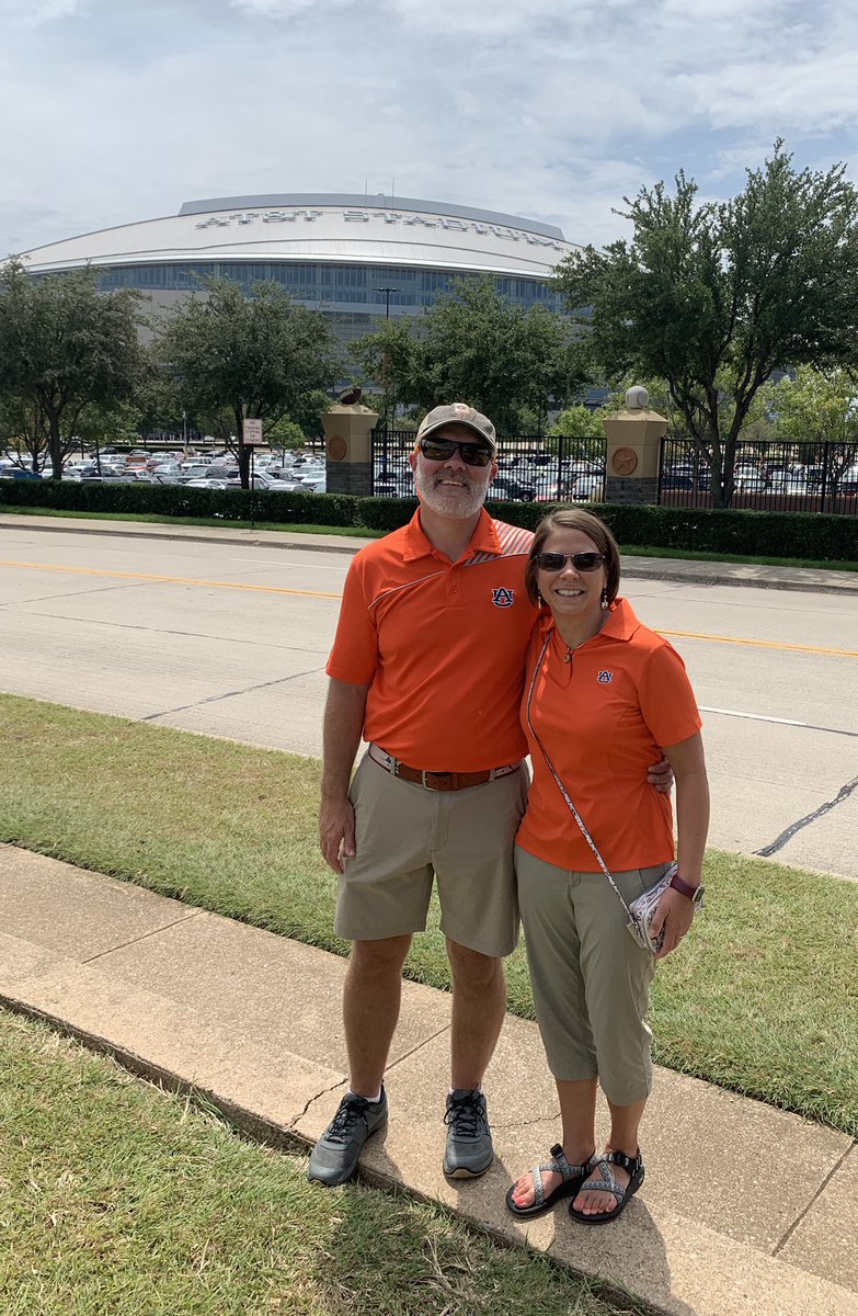 candagmom's tweet photo. #WarEagle #doitforrod #RidefortheBrand https://t.co/GAosZkc26b