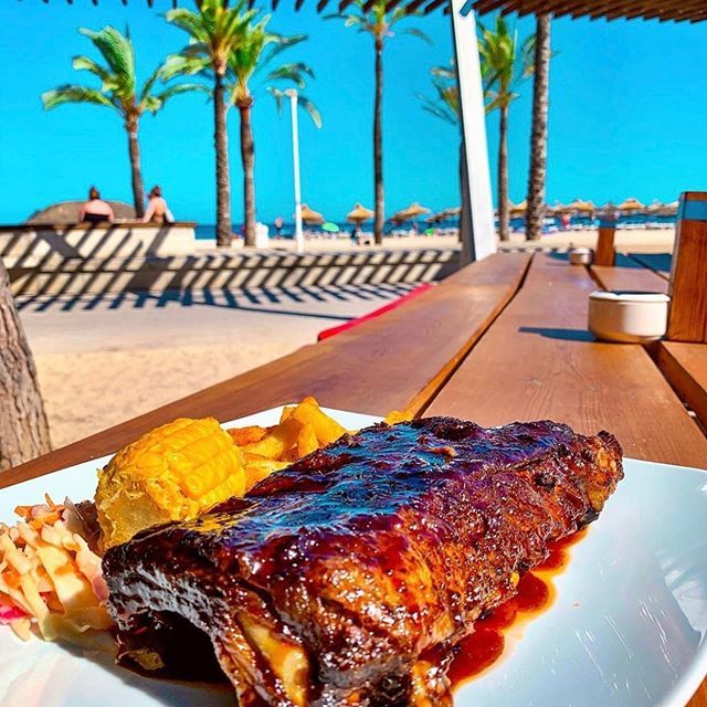 Ribs are Us 
PC #partyomi •
•
•
•
•
#meat #beef #bbq #steak #grill #churrasco #barbecue #meatporn #carne #grilling #meatlovers #meatlover #churras #churrascada #pork #bbqporn #bbqlife #butcher #bbqlovers #picanha #wagyu #bacon #churrascoterapia #… ift.tt/2HEbTZ0