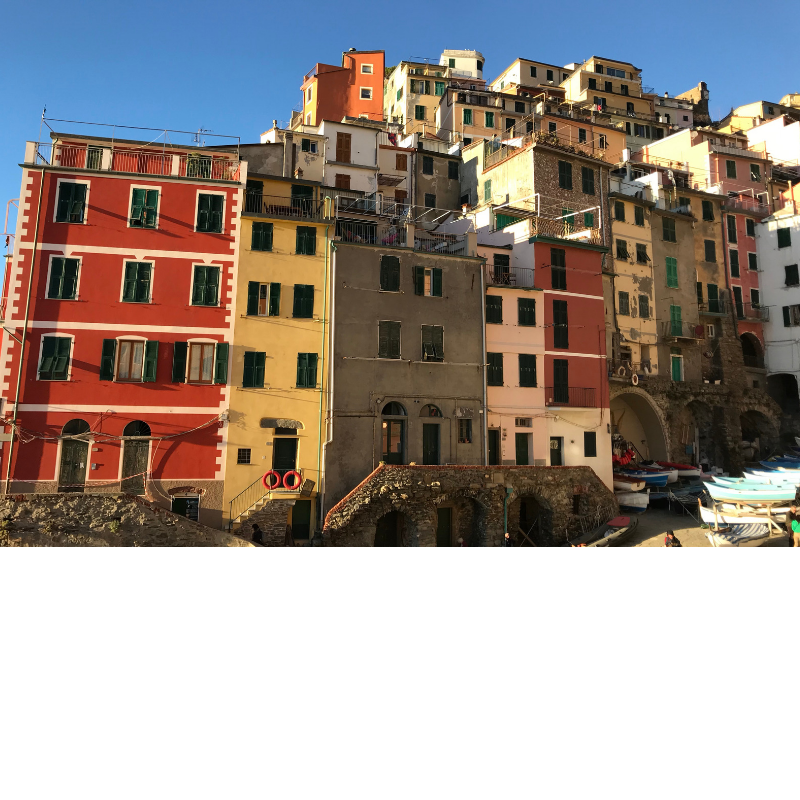 Riomaggiore, Italy #travel #goinplaces #beauty #color #livelovetravel #passportrequired #passportstampcollector #italy 📸: @katiedifrann