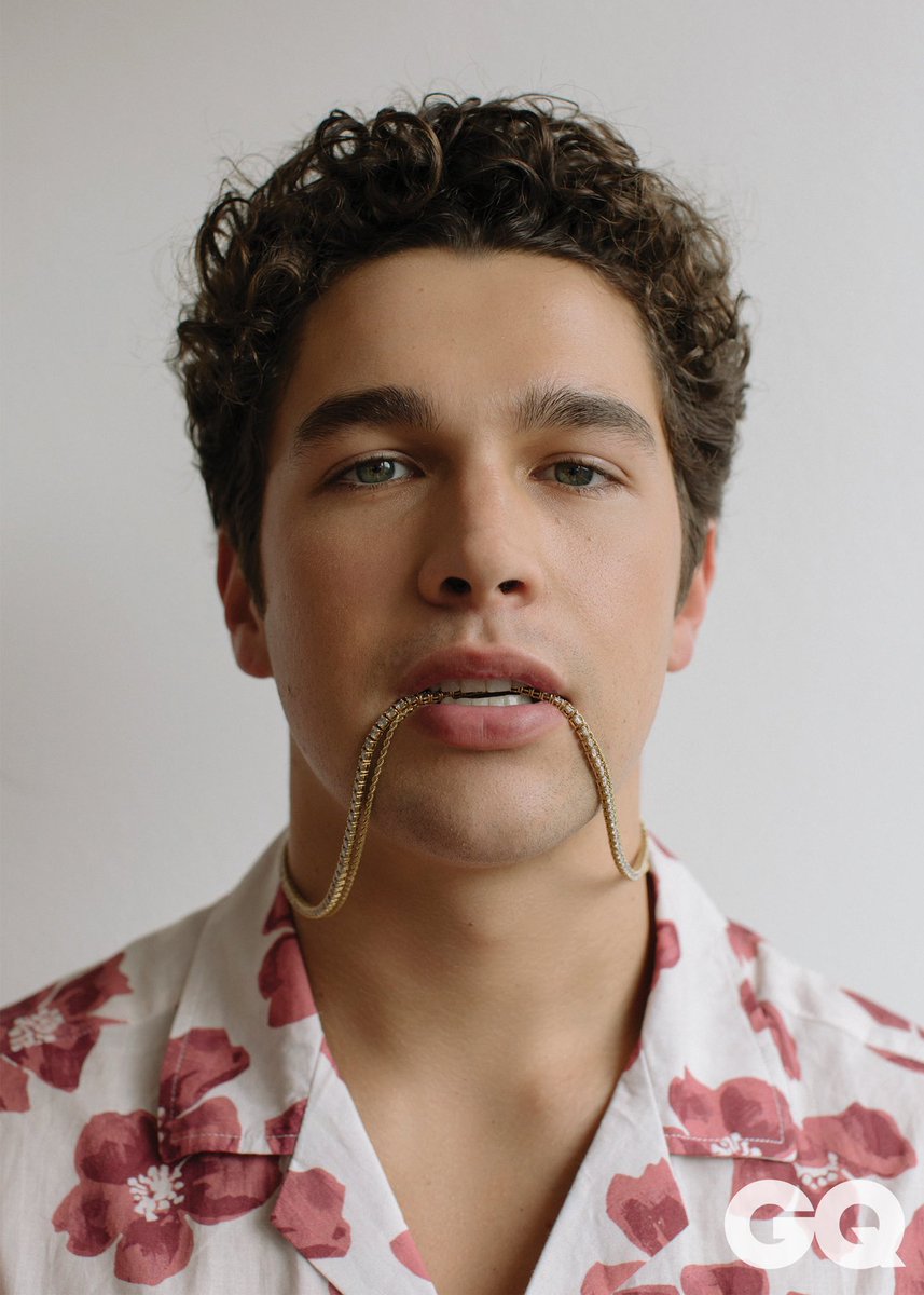AustinMahone's tweet photo. México te amo y no puedo esperar para volver ♥️ @GQMexico https://t.co/tx4TJH2QNr