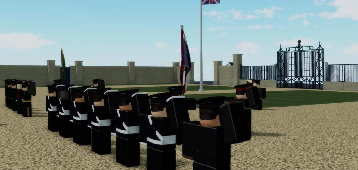 UnderdogRBLX's tweet photo. The Lord Lieutenant was happy to inspect both contingents of the Irish Security Forces today at Hillsborough Castle. Both the Irish Special Constabulary and Royal Irish Special Constabulary boasted improved attendance, a modest end to the Summer season. https://t.co/x4yGdi32UU
