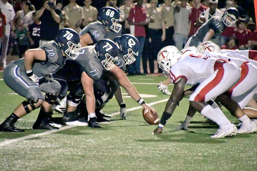 RonCook76's tweet photo. Great game last night Wildcats. Want to give a special shout out to the BIG front 5, as they played lights out. Stay on your grind! 💪
@cameroncook77 
@CarrolaCameron 
@braedon_nutter
@footwork_king1 @CoachBTJordan
@IronWillSC
#bigmen #frontfive #oline #trenches https://t.co/m7pcOSGmT4