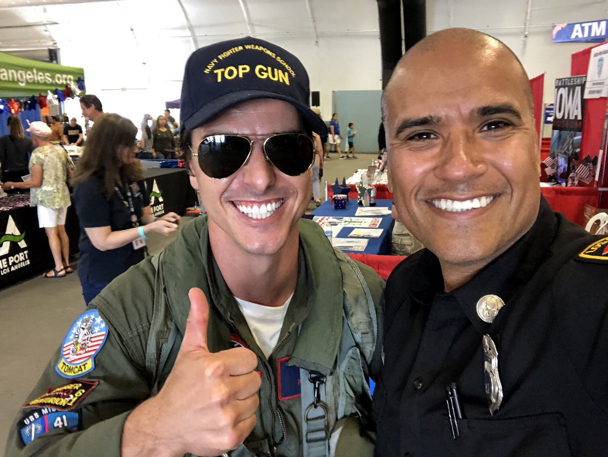 JoinLAFD's tweet photo. Thank you to @californiatomcruise for stopping by the @joinlafd Recruitment Booth at Day 2 of @lafleetweek #joinlafd #oneteamlafd #onefamilylafd #diversitylafd https://t.co/xiuUKwmgjR