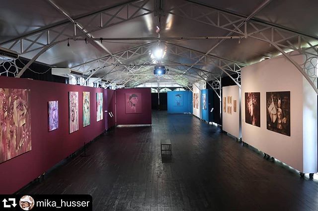 StrArtSelector's tweet photo. #repost @mika_husser
・・・
Dernier jour demain pour l'exposition INSTINCTS à l'Institut Culturel Bernard Magrez, entrée gratuite. Je serais présent à partir de 14h, passez dire bonjour. Bonne soirée. https://t.co/JYQU9EUllX https://t.co/i9rcLhrBUx