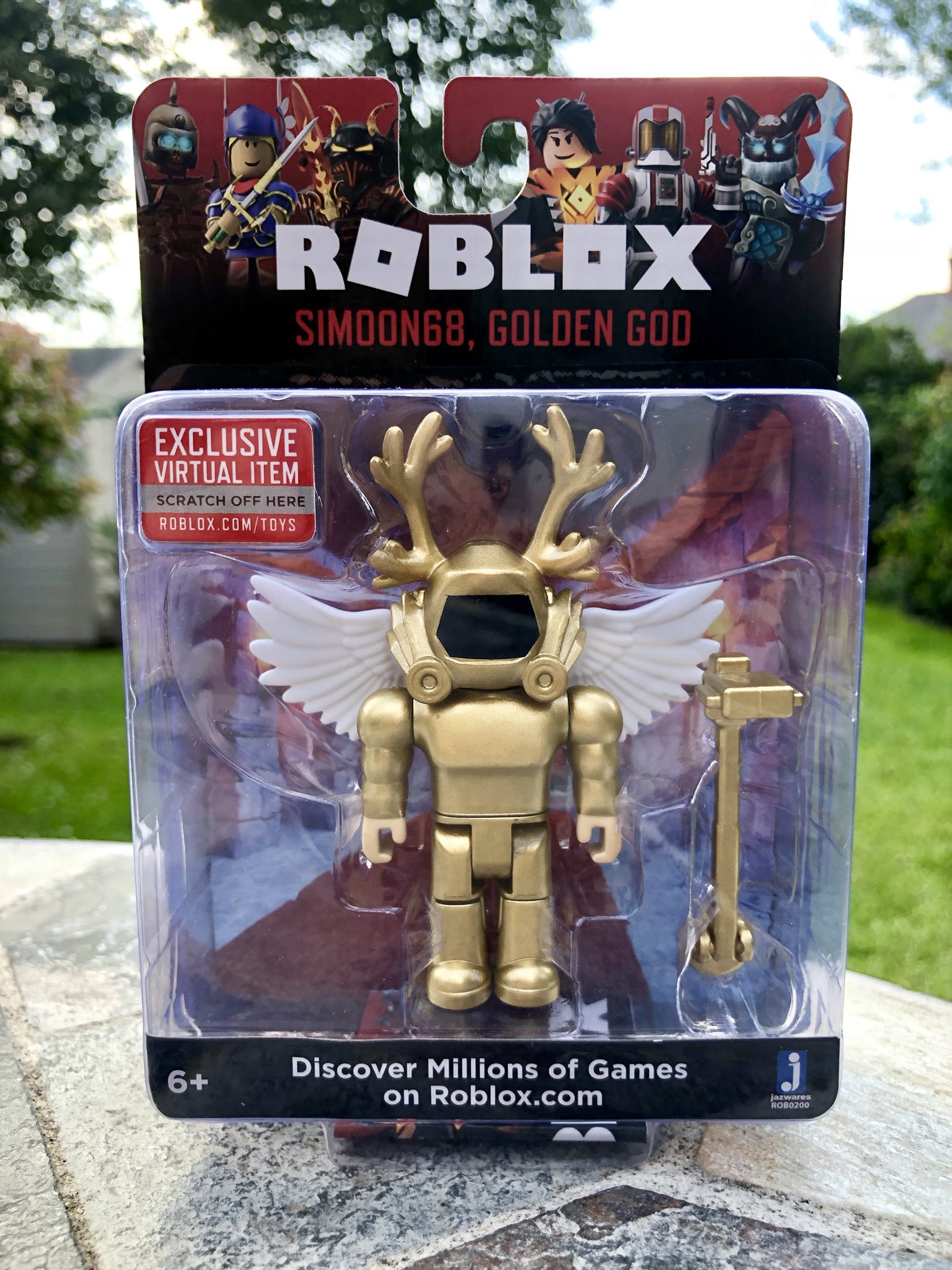 Simon On Twitter I Ve Just Unboxed Myself - roblox toys golden god