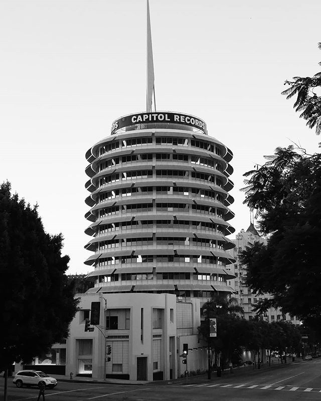 stoneworrior's tweet image. #capitalrecords #laicons #iconicstructures #music #sonya9 #sony2470gm #williamstonephotography ift.tt/2Li5X95