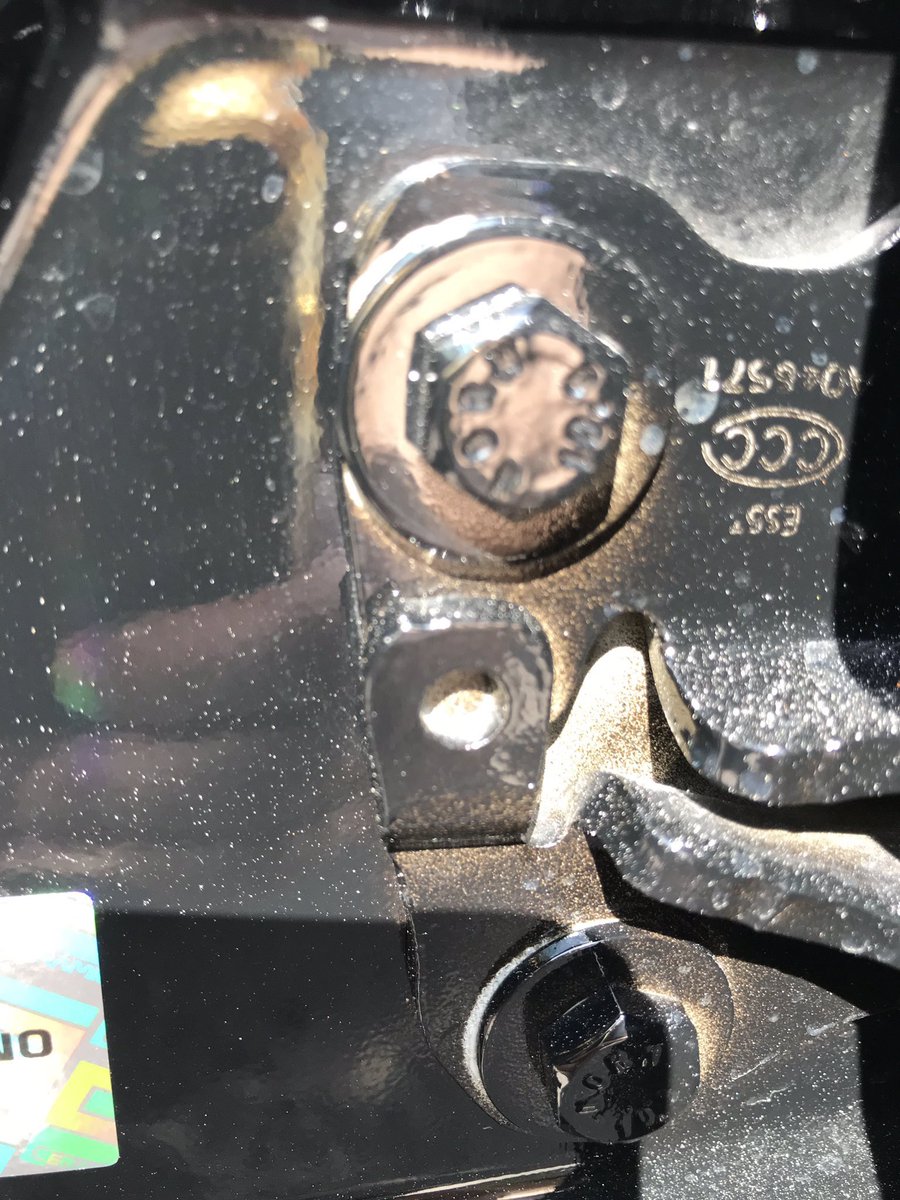 tweetmyinbox's tweet image. Fair warning: Low/no quality &amp;amp; multiple faults (15+) brand new Model 3. Tesla reply: «Not entitled to repair the paint defect or cover the cost.»  Terrible/no service. $TSLA $TSLAQ #TeslaPaintIssues #TeslaServiceIssues #TeslaAutopilotIssues #TeslaModel3