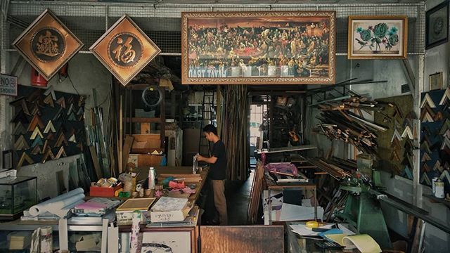 alexmarcellinus's tweet photo. Malaysia Glass, Tawau https://t.co/fxxtXAyWXX https://t.co/t6BFVXKDEW