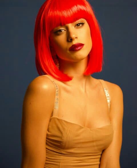 tiniftmernes's tweet photo. Roxy creció y cambió de look 😭 @TiniStoessel 😂🍓💖 https://t.co/rtuRt2kx9k