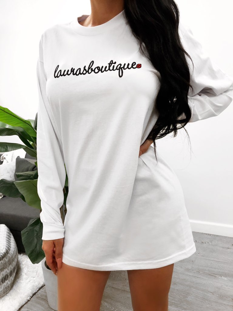 lauramellado tweet picture