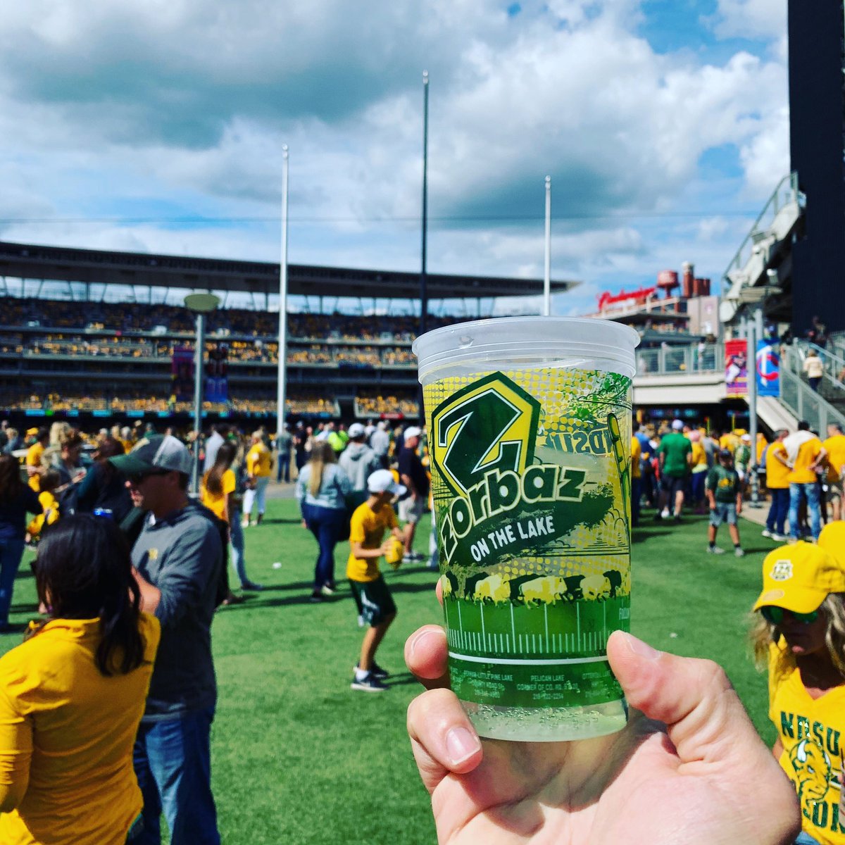 Football iz back! Go Bizon! 🤟🏼