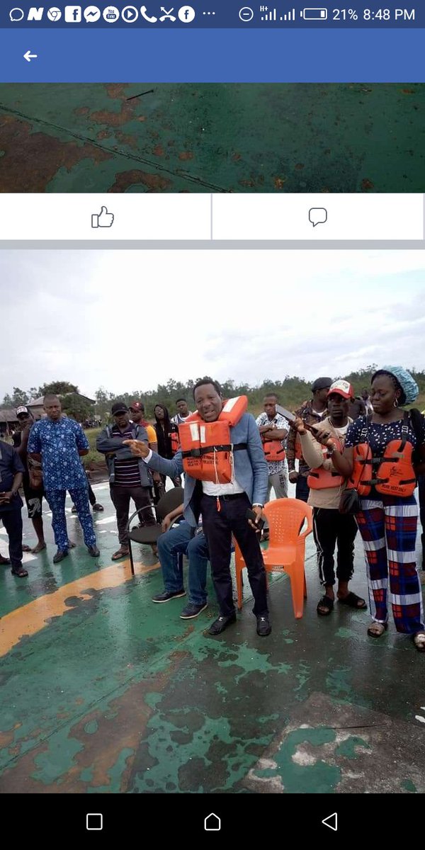 AKalabari's tweet photo. Former commissioner of information in Rivers State Dr.Austin Tam-George cried as he saw the height of neglect and sufferings of the people of Kula and offoin-ma community caused by Shell. https://t.co/oaKGYUNkP3
