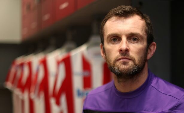 StatsChristian's tweet image. #Stoke managerial @SkyBetChamp records:

Nathan Jones
2️⃣6️⃣ games
3️⃣ wins
1️⃣2️⃣ draws
1️⃣1️⃣ defeats

2️⃣1️⃣ pts from 7️⃣8️⃣ available
1️⃣1️⃣ win %

Gary Rowett
2️⃣6️⃣ games
8️⃣ wins
1️⃣1️⃣ draws
7️⃣ defeats

3️⃣5️⃣ pts from 7️⃣8️⃣ available
3️⃣1️⃣ win %

#SCFC #Potters