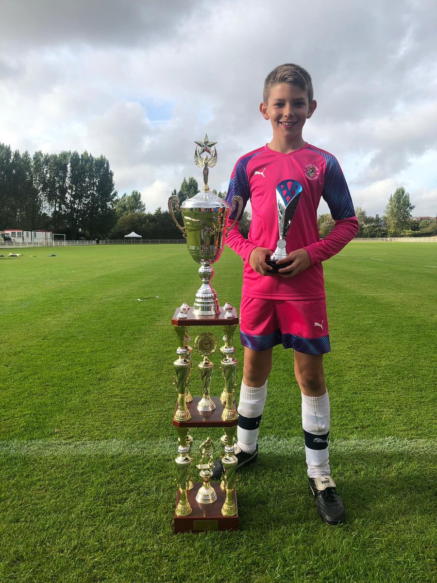 Congratulations to the under 10’s who won the Chti Cup. 🎉🏆🇫🇷🧡

A massive well done to goalkeeper Jake for winning his second goalkeeper of the tournament award  👏🏻👏🏻👏🏻

<a href="/academyltfc/">Luton Town FC Academy</a> 

#COYH