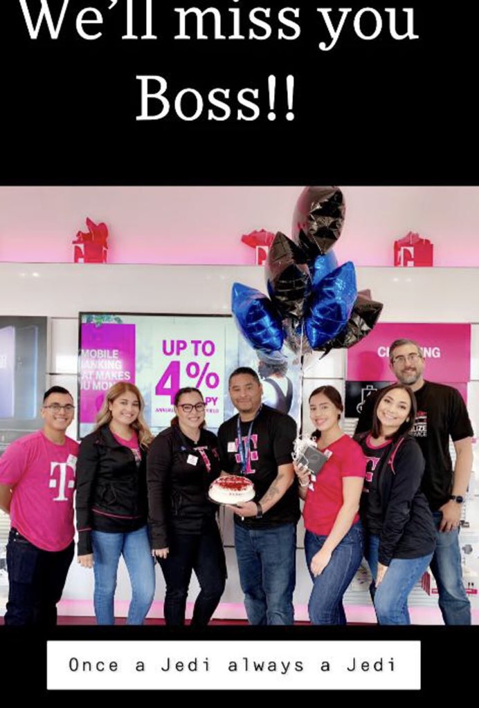frankgom5's tweet photo. This 2years has been such an amazing experience! When your team make you feel like all the hard work was appreciated.😥 Once a Jedi always a Jedi!! Time for the next chapter @manduuhh08 @VargasHector26 @Dsolano1023 @cjgreentx #Lovewhatido #Uncarrier https://t.co/JXCX9nX2EN
