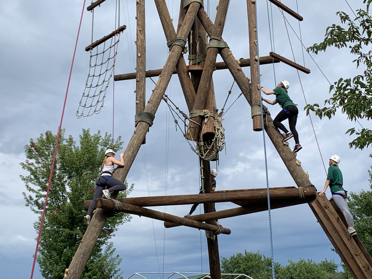 NWBearcatVB's tweet photo. Team retreats out at @MozingoLake We learned a little more about each other. Some of the team went up the apparatus blindfolded!!!! #BrickbyBrick #truetrustfalls #courage https://t.co/NEtcqztmr5