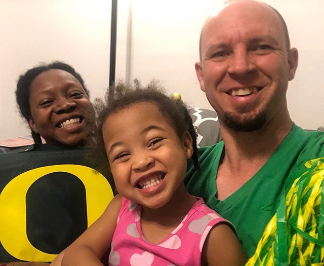 HardingMissions's tweet image. We’re thinking about hosting a Miami watch party for the next Ducks game! #whathurricane #GoDucks #uoforegon #familyaffairfootball 🦆 🏈 ift.tt/2UmUCZE