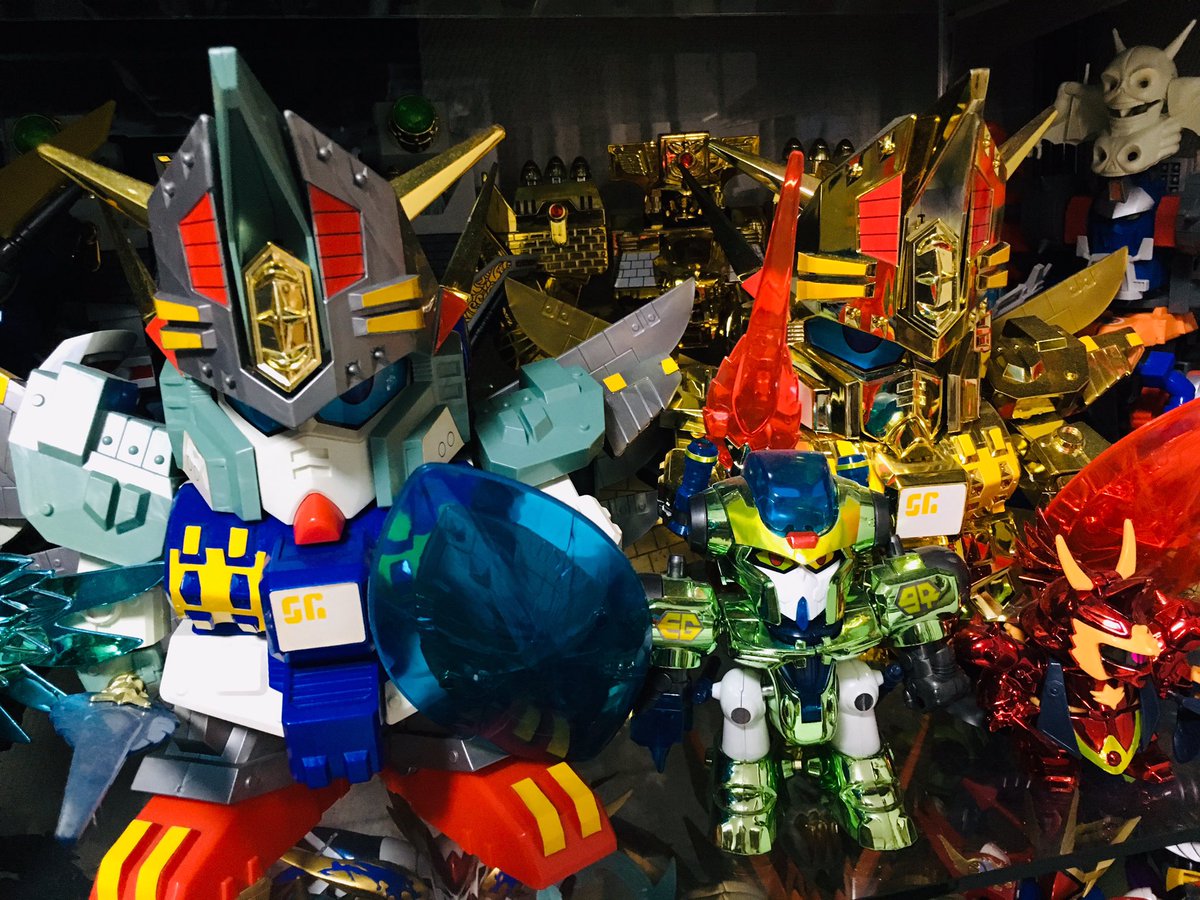 今回紹介する私のコレクションは元祖SDガンダムと魔神英雄伝ワタルの
