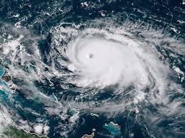 CAT1PRO's tweet photo. #CAT4 #150mph winds Sustained https://t.co/3LqBNZJeCx