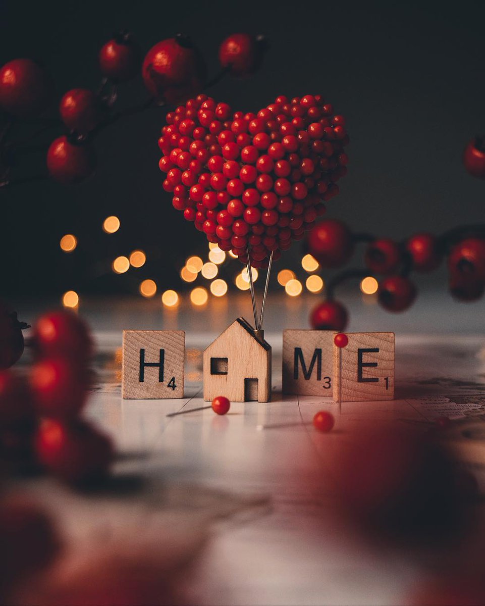 Дома лучше, чем везде: здесь одежда удобнее, 
Чай вкуснее, люди добрее друг к другу, 
Потому что они родные и любимые