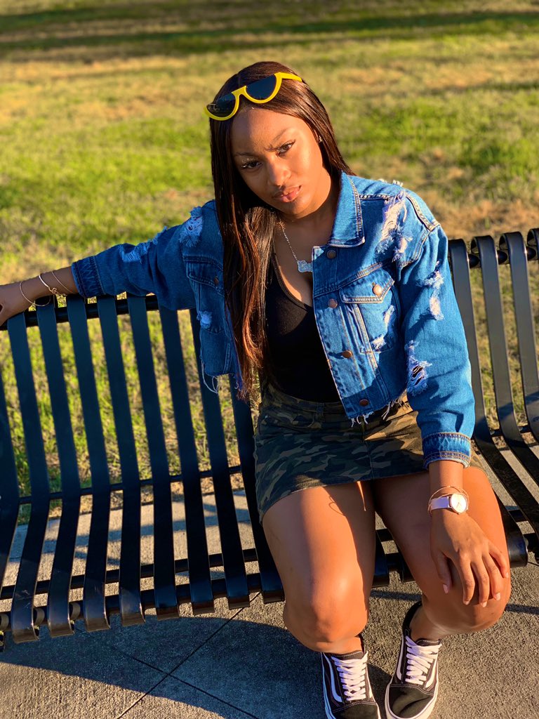 C I E R R A 🦋 tweet media