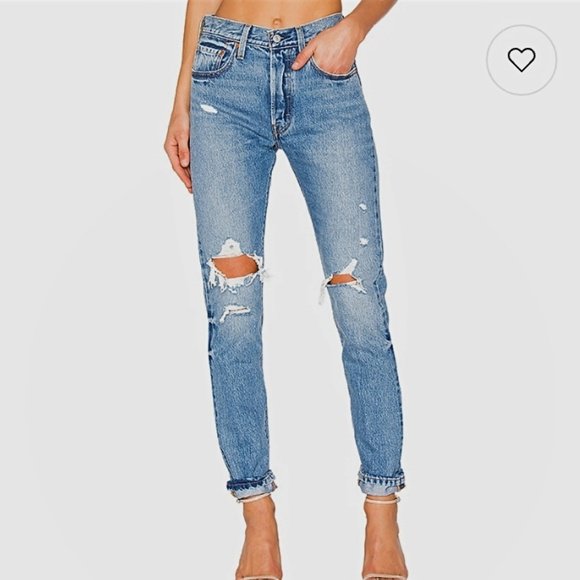 BonusBuys4Less's tweet photo. So good I had to share! Check out all the items I'm loving on @Poshmarkapp from @vane37closet #poshmark #fashion #style #shopmycloset #levis: https://t.co/CBtmJnZxqS https://t.co/8BIo8A6khG