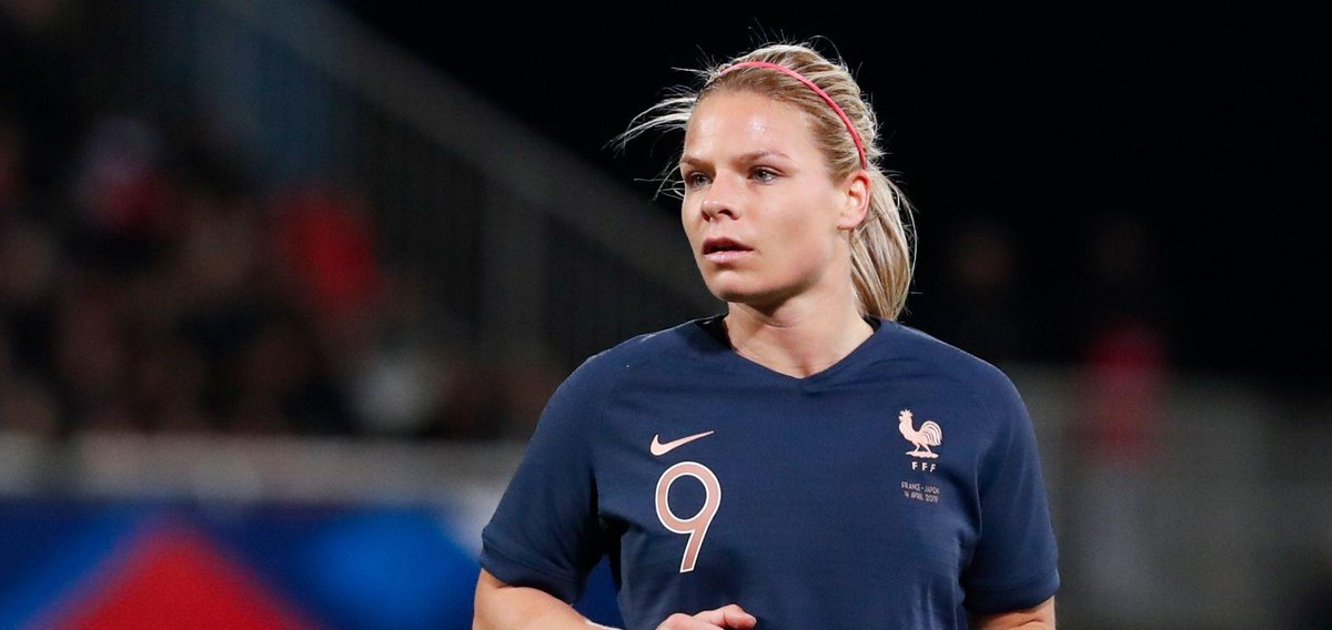 championsdudigi's tweet photo. .@M6 : 
"Avez vs déjà entendu que le foot n'est pas un sport de filles?"
 
@ELS_9_FRANCE 💬"Je l'ai entendu toute ma vie"

Vs pouvez poser la question à toutes les filles qui ont joué au⚽️ vous aurez la même réponse😓Mais peut-être que grâce à la @FIFAWWC la réponse va changer😊 https://t.co/YhQ2ClC9jf