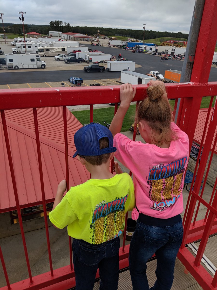 MATTRHYDE's tweet photo. Next generation of race fans high above @lucasspeedway watching the @MLRA cars rolling in, and unloading!! #LP75 https://t.co/tqDDf1Jlz6